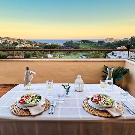 Апартаменти Penthouse Benalvistas Torregolf Seaview Бенальмадена Екстер'єр фото